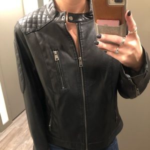 Sz XL Levi’s Leather Jacket